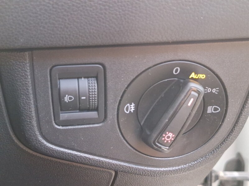 Used Volkswagen Polo 2018 for sale - 76695727: Photo 12