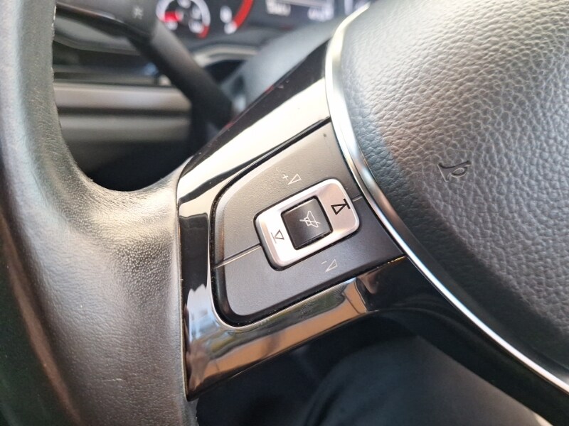 Used Volkswagen Polo 2018 for sale - 76695727: Photo 17