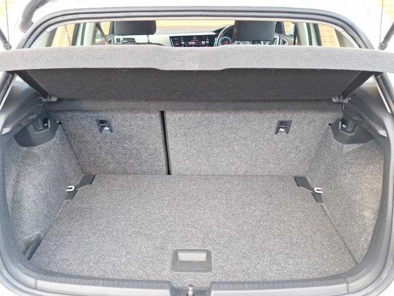 Used Volkswagen Polo 2018 for sale - 76695727: Photo 8