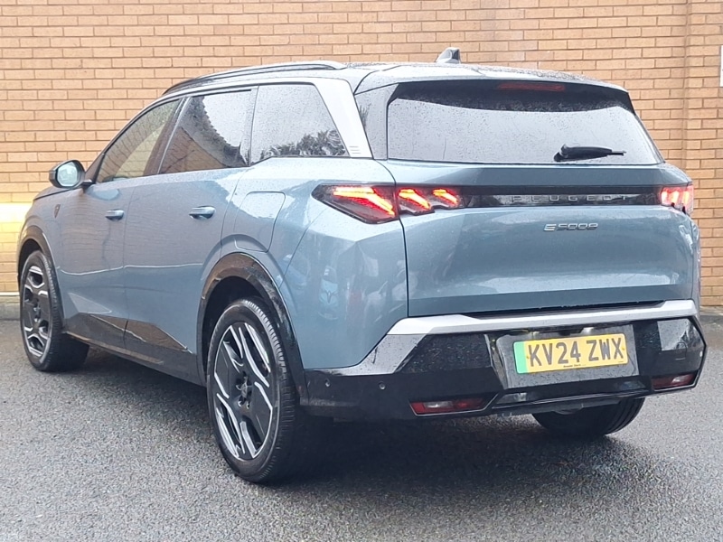 Used Peugeot 5008 2024 for sale - 76880102: Photo 3