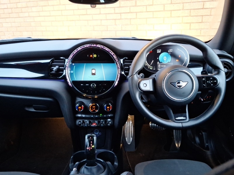 Used MINI Cooper 2023 for sale - 76983084: Photo 2