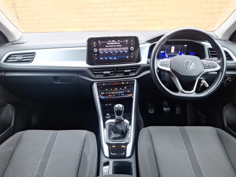 Used Volkswagen T-Roc 2022 for sale - 76543365: Photo 2