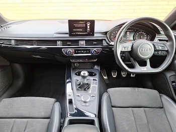 Used Audi A4 2018 for sale - 77651994: Photo