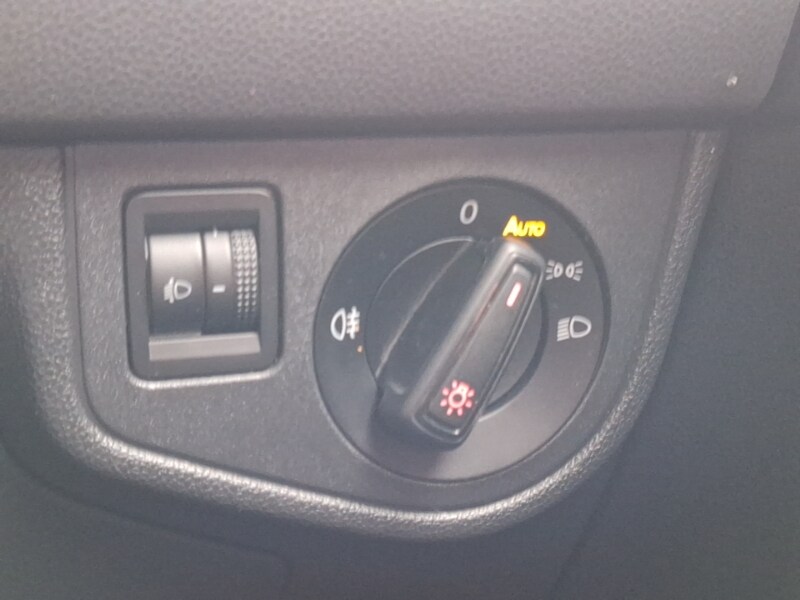 Used Volkswagen Polo 2018 for sale - 76613713: Photo 13