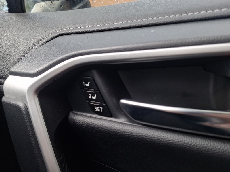 Used Toyota RAV4 2022 for sale - 76815691: Photo 14