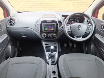 Used Renault Captur 2019 for sale - 78290819: Photo