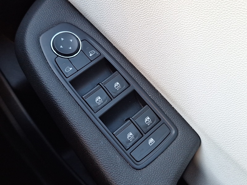 Used Renault Clio 2023 for sale - 77637173: Photo 12