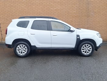 Used Dacia Duster 2022 for sale - 79737500: Photo
