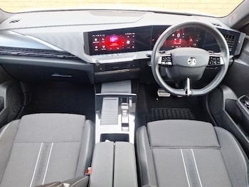 Used Vauxhall Astra 2024 for sale - 78952851: Photo