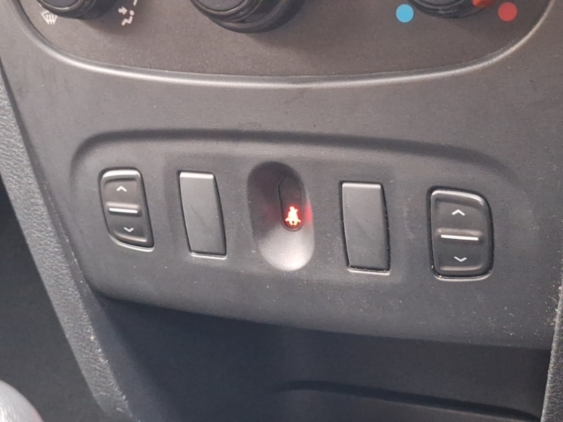 Used Dacia Sandero 2016 for sale - 76414437: Photo 18