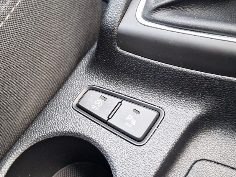 Used Hyundai i20 2017 for sale - 76511547: Photo 12