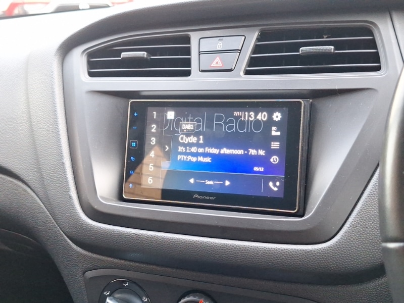 Used Hyundai i20 2017 for sale - 76511547: Photo 14