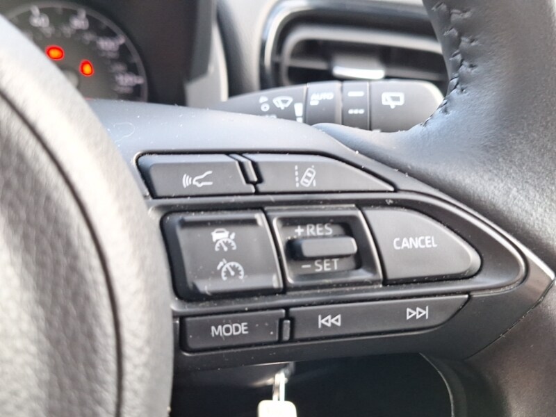 Used Toyota Yaris 2023 for sale - 77299837: Photo 18