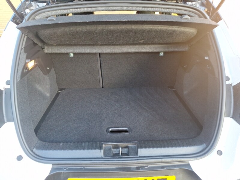 Used Renault Captur 2023 for sale - 77722072: Photo 8