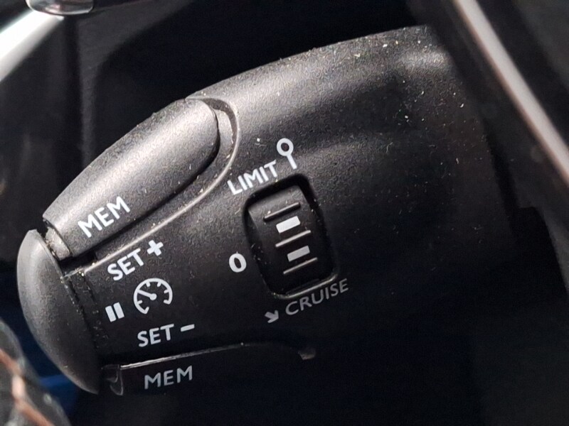 Used Peugeot 3008 2017 for sale - 77055212: Photo 14