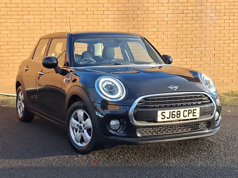 Used MINI Hatch 2018 for sale - 76683620: Photo 1