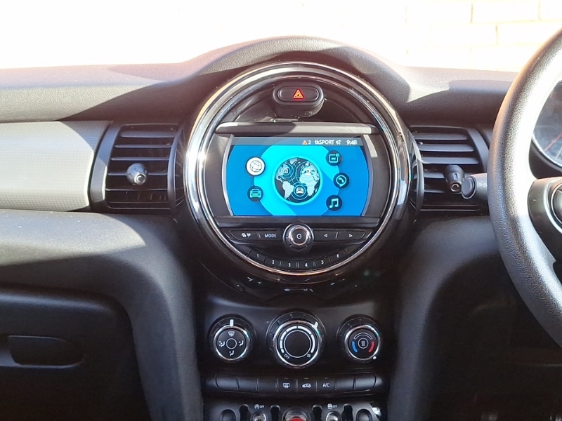 Used MINI Hatch 2018 for sale - 76683620: Photo 10