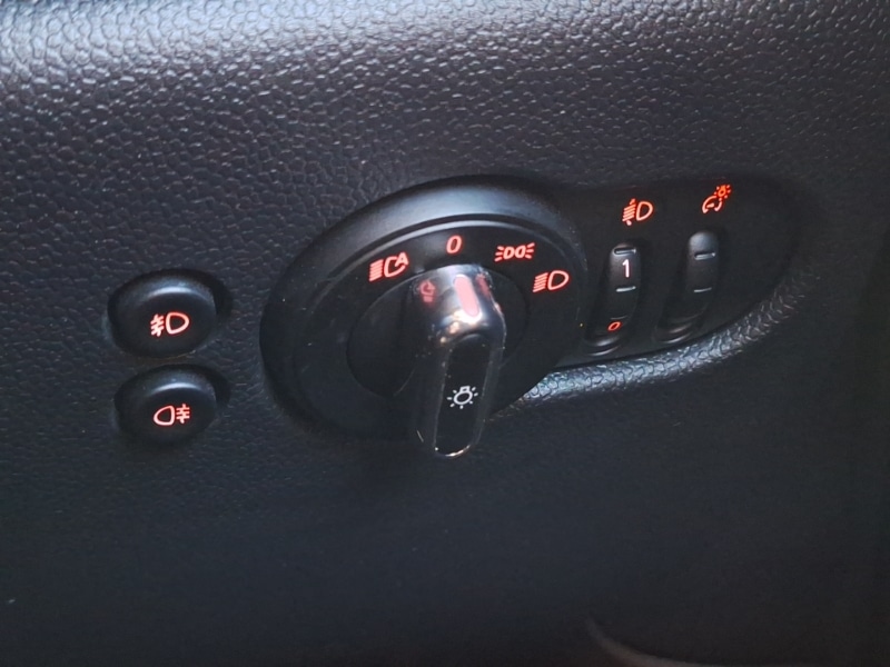 Used MINI Hatch 2018 for sale - 76683620: Photo 15