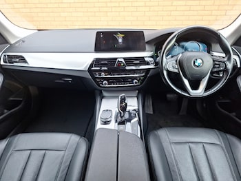 Used BMW 5 Series 2018 for sale - 76644201: Photo
