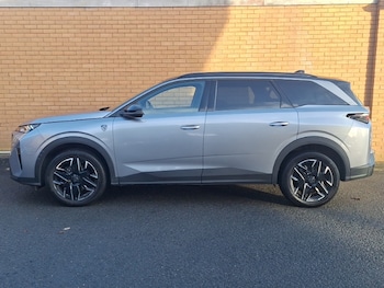 Used Peugeot 5008 2025 for sale - 77130086: Photo