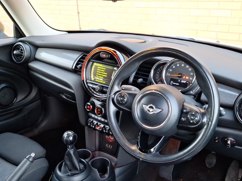 Used MINI Hatch 2017 for sale - 76613703: Photo 2