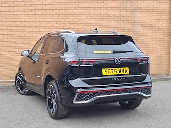 Used Volkswagen Tiguan 2025 for sale - 79525603: Photo