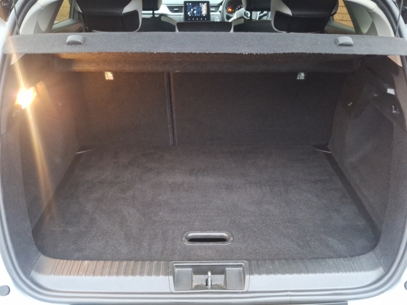 Used Renault Captur 2022 for sale - 76880100: Photo 8