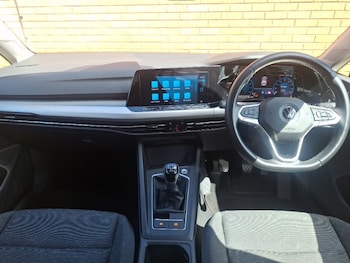 Used Volkswagen Golf 2020 for sale - 79586620: Photo