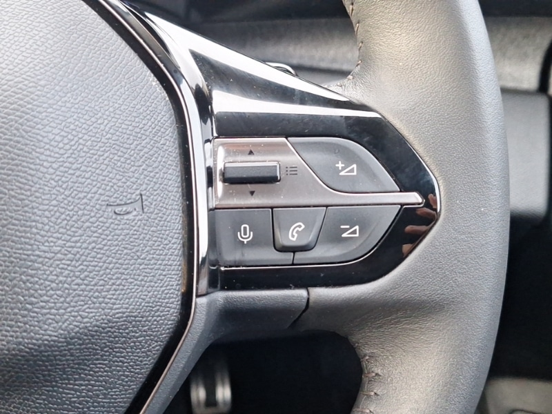 Used Peugeot 308 2022 for sale - 77004444: Photo 15