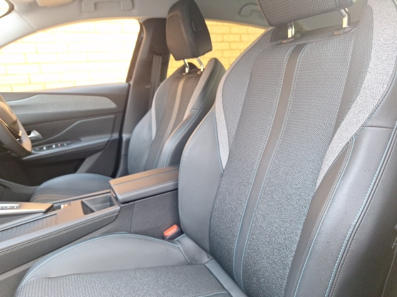 Used Peugeot 308 2022 for sale - 77004444: Photo 5