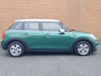 Used MINI Hatch 2021 for sale - 77333617: Photo