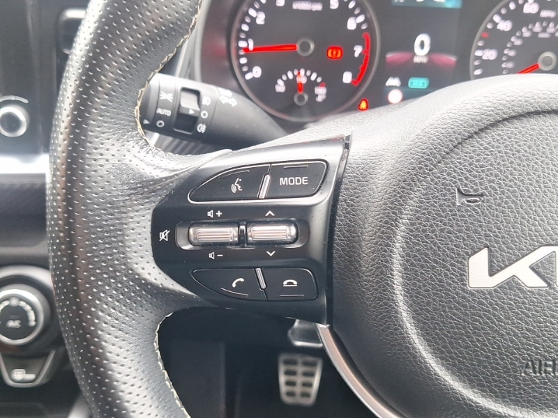 Used Kia Stonic 2022 for sale - 76331742: Photo 14