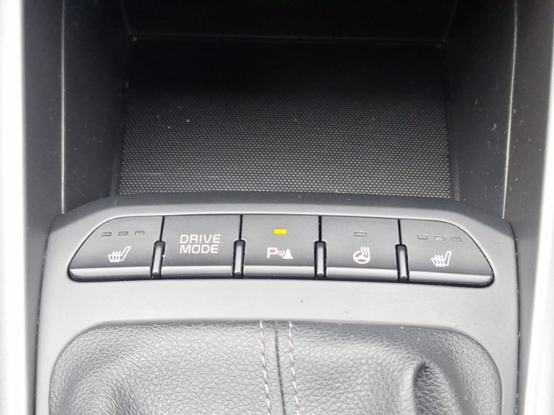 Used Kia Stonic 2022 for sale - 76331742: Photo 16