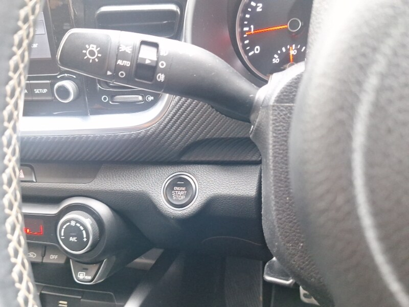 Used Kia Stonic 2022 for sale - 76331742: Photo 19