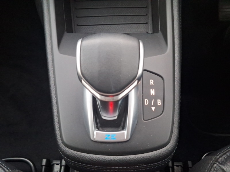 Used Renault Zoe 2022 for sale - 76639414: Photo 14