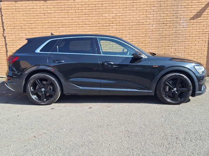 Used Audi e-tron 2019 for sale - 78178620: Photo 4