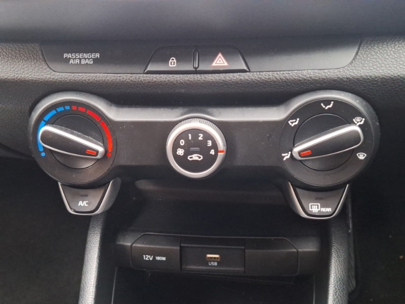 Used Kia Stonic 2022 for sale - 77284189: Photo 13