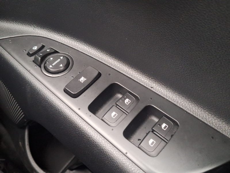 Used Kia Stonic 2022 for sale - 77284189: Photo 18