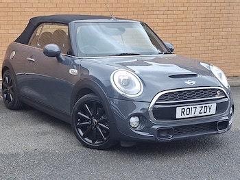 Used MINI Convertible 2017 for sale - 79525591: Photo