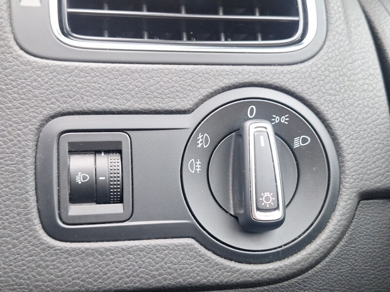 Used Volkswagen Polo 2016 for sale - 77623542: Photo 14