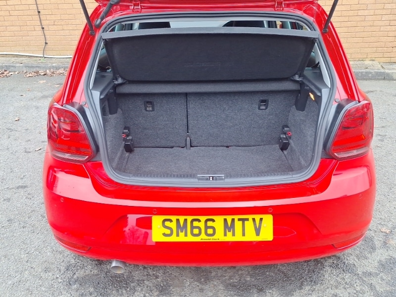 Used Volkswagen Polo 2016 for sale - 77623542: Photo 8