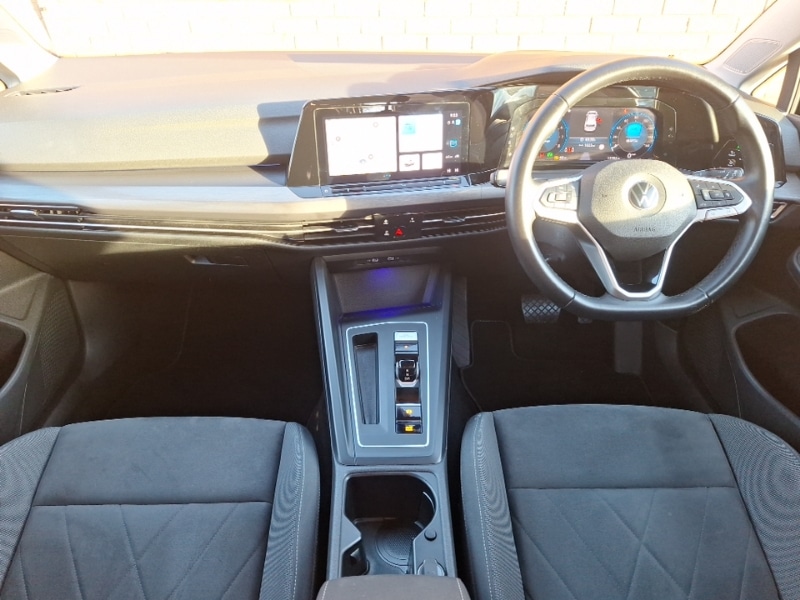 Used Volkswagen Golf 2020 for sale - 76639416: Photo 2