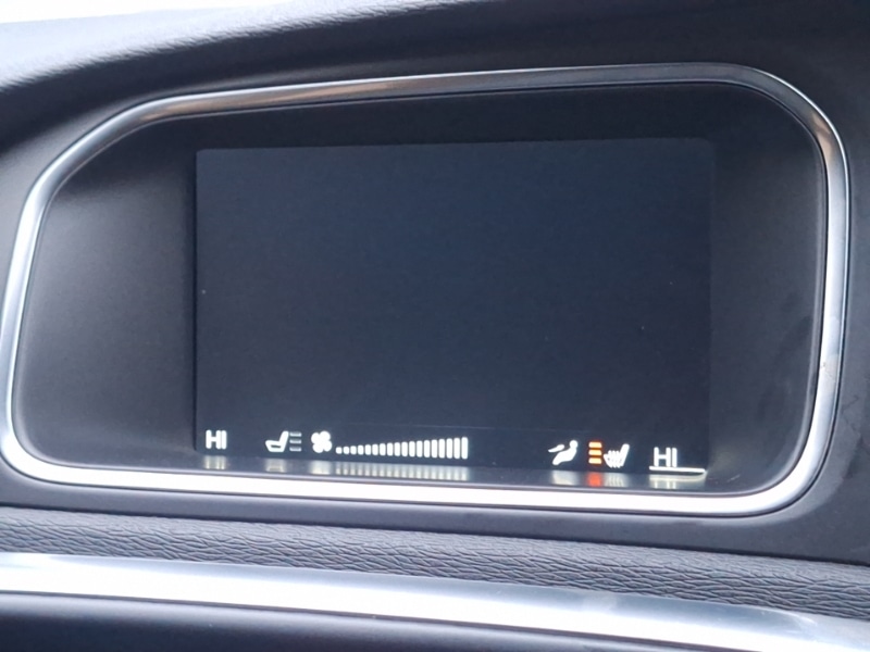 Used Volvo V40 2016 for sale - 77517825: Photo 16