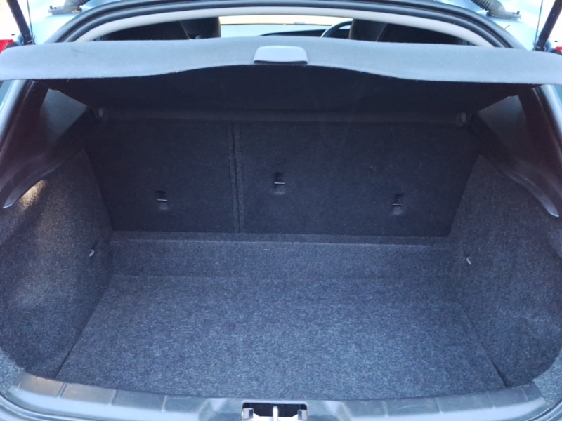 Used Volvo V40 2016 for sale - 77517825: Photo 8