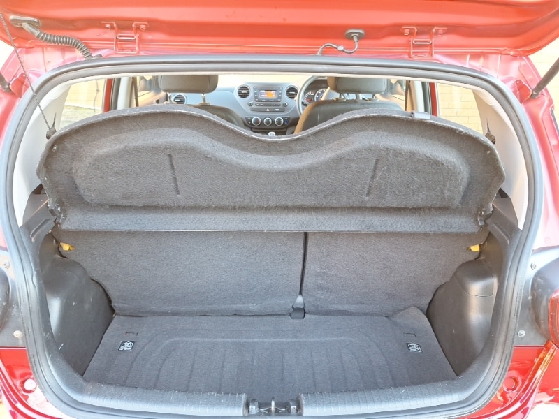 Used Hyundai i10 2017 for sale - 76579164: Photo 8