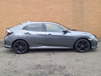 Used Honda Civic 2017 for sale - 77630308: Photo