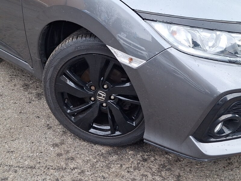 Used Honda Civic 2017 for sale - 77630308: Photo 9