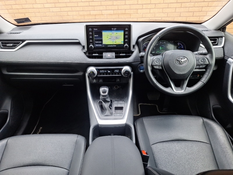 Used Toyota RAV4 2022 for sale - 76365540: Photo 2