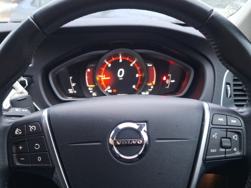 Used Volvo V40 2016 for sale - 77443005: Photo 12