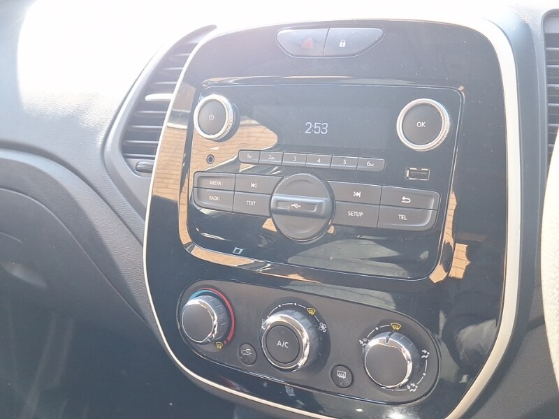 Used Renault Captur 2019 for sale - 78202621: Photo 16